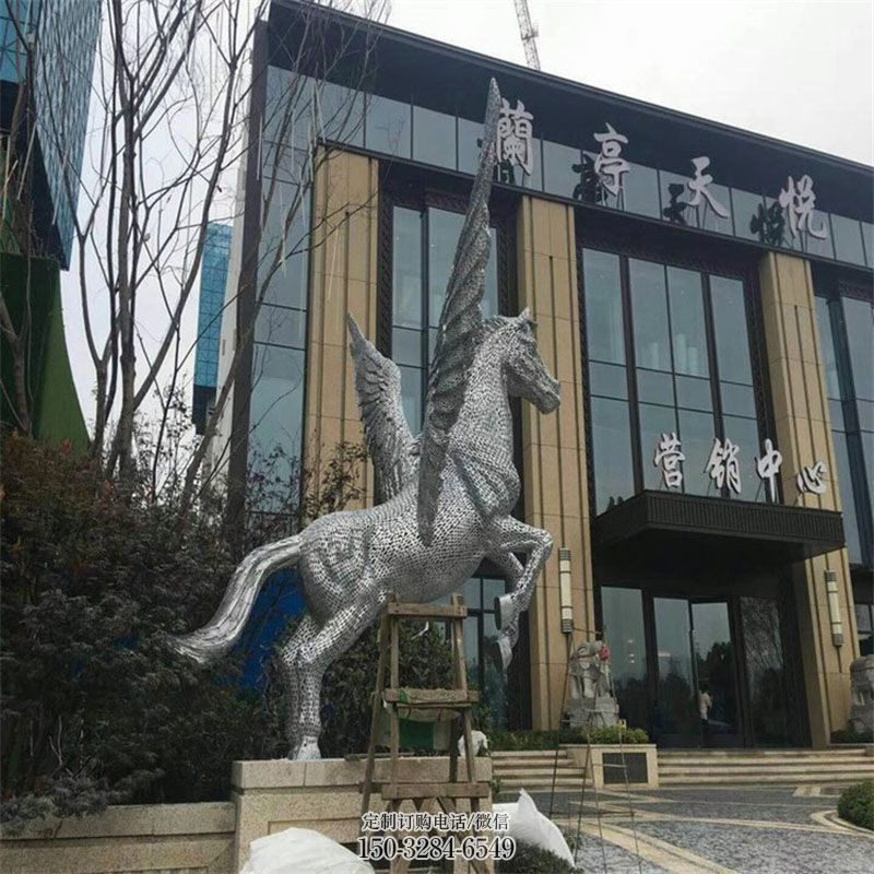 镂空马雕塑抽象 公园景观网格雕塑供求 烤漆镂空马雕塑制造商