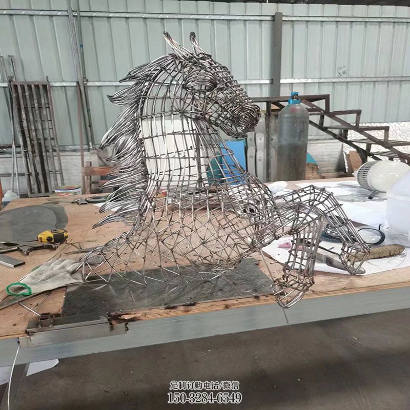 镂空马雕塑底座 广场景观网格雕塑供给 园林景观小品镂空马雕塑生产