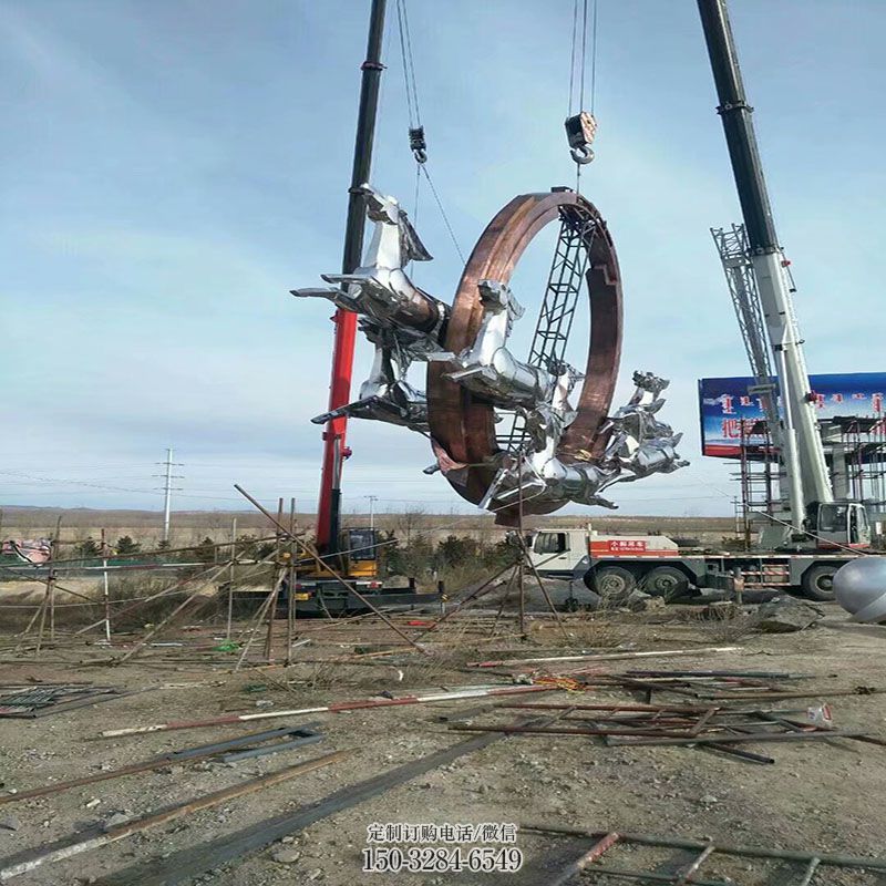 民俗群马雕塑 景观小品马类雕塑供需 各类不锈钢群马雕塑标准